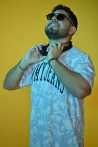 עומרי חיים דיג'יי שעושה שמח באירועים