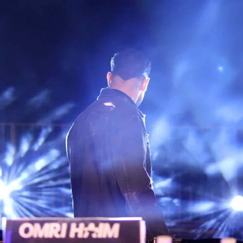 תקליטן חתונות די ג'יי עומרי חיים מרגיש את האווירה